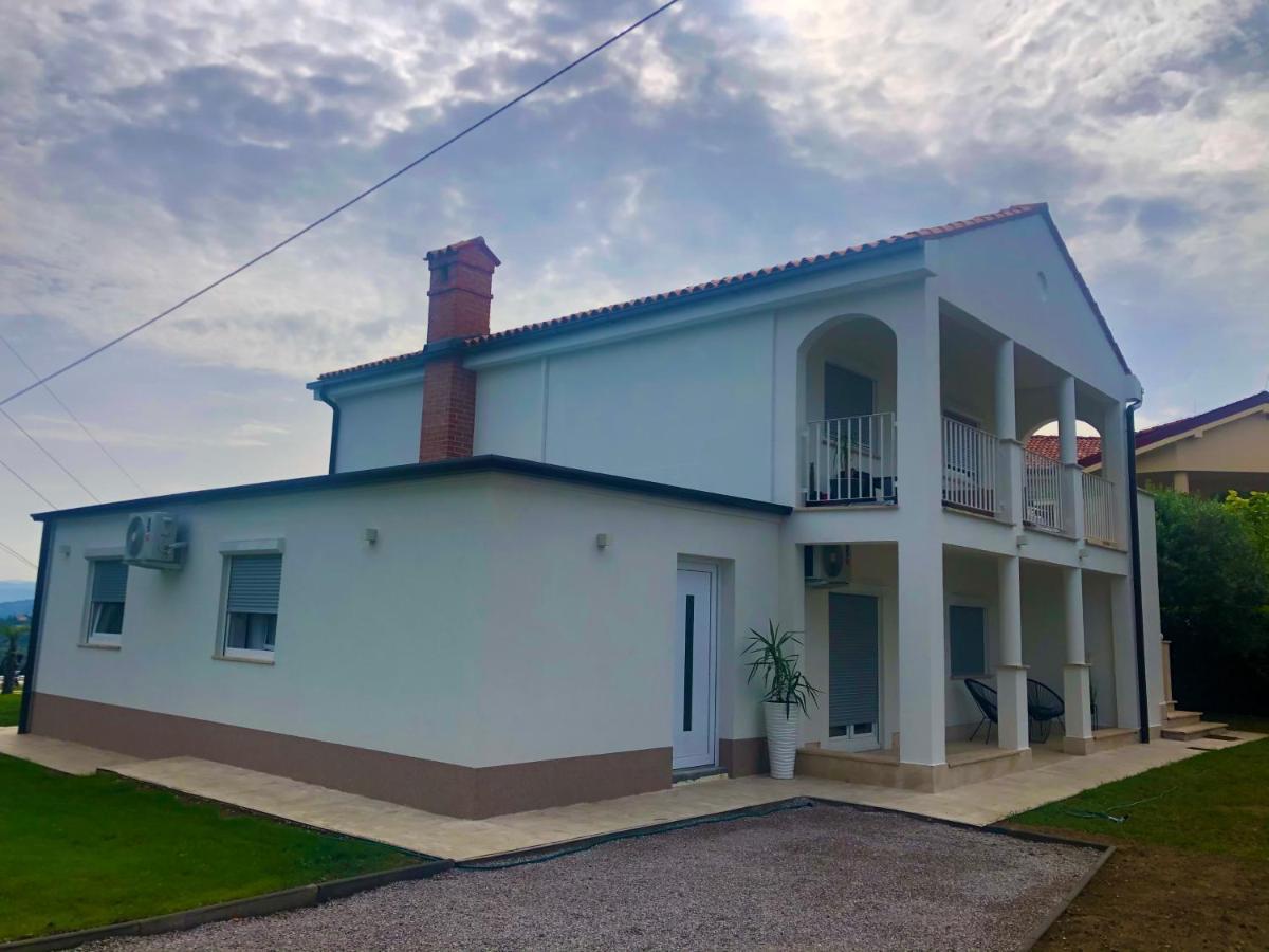Apartmaji Melipu 1 Izola Exterior foto